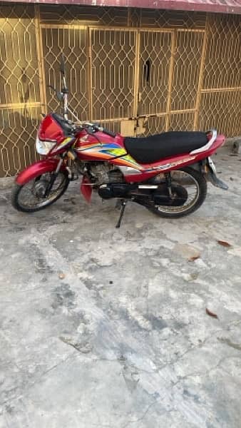 Honda cG dream 125 1