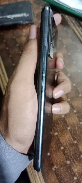 vivo V21e condition 10by9.5 5