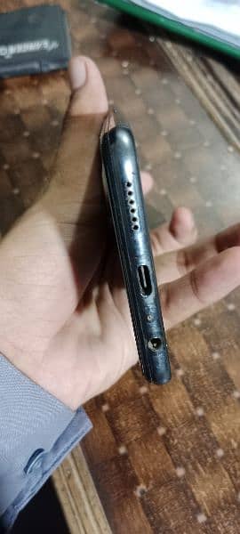 vivo V21e condition 10by9.5 7