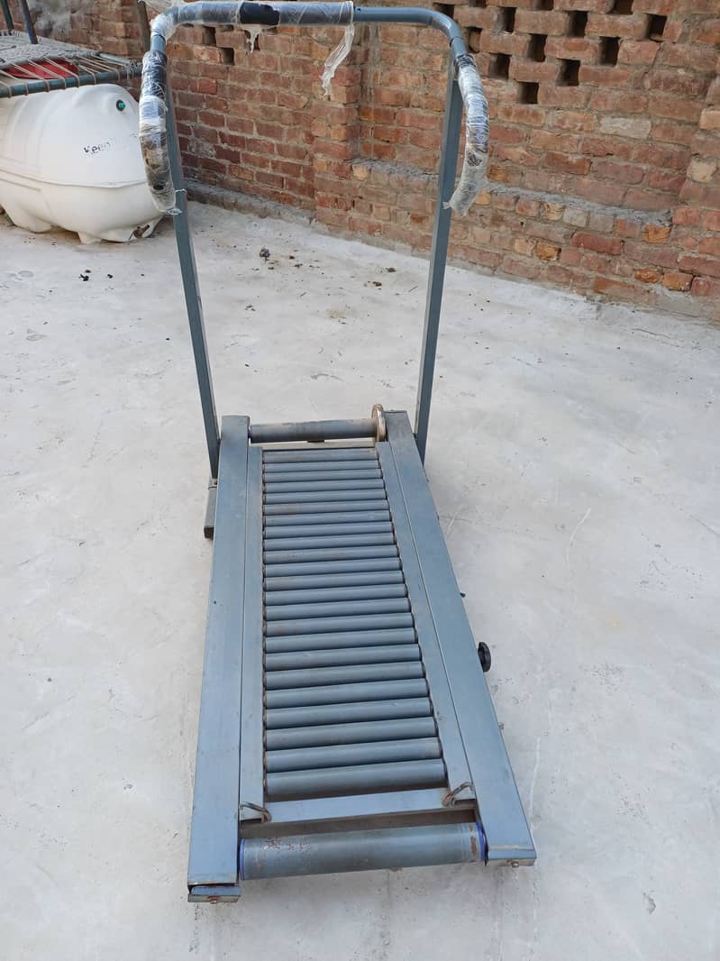 Perfect condition treadmill 2