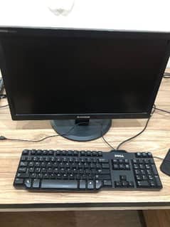 PC for sale with LCD and all accessories