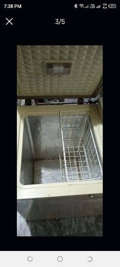 Dawlance deep freezer