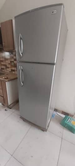 Fridge/Refrigerator