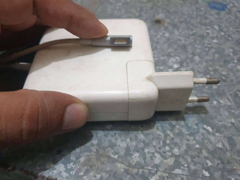 Macbook Charger MagSafe 85w Geniune 2