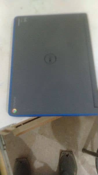 dell Chrome book laptop 0