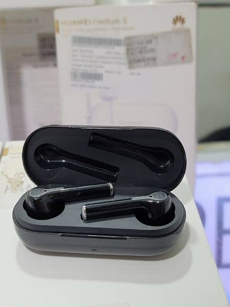 Huawei air buds 3i active noice cancellation* 3