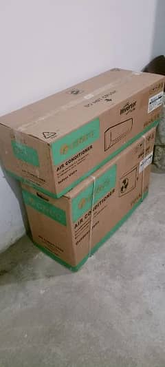 Gree Dc inverter heat and cool 1.5 ton brand new pin pack import T3