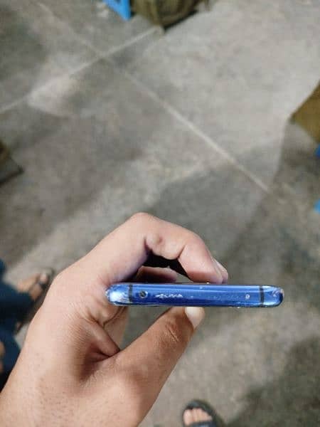 Huwaie mate 20 Pro for sale all oka set just buy and use tge mobile 6