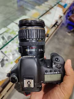 Canon 7d with 28/135mm lens