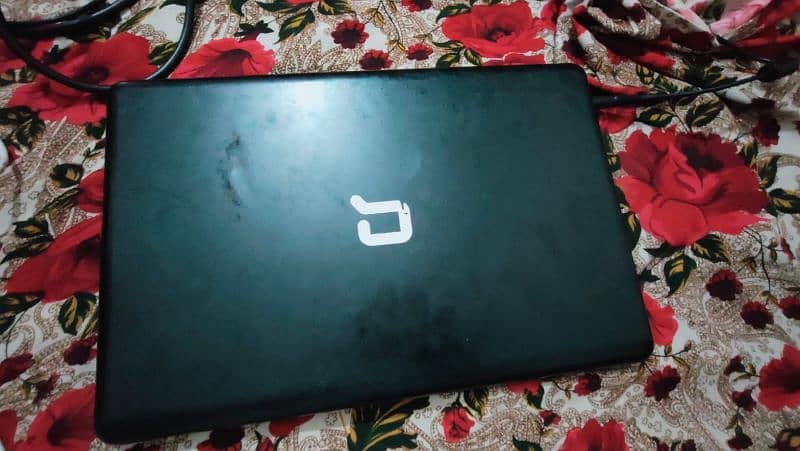 laptop for sale only serious person contact me 2