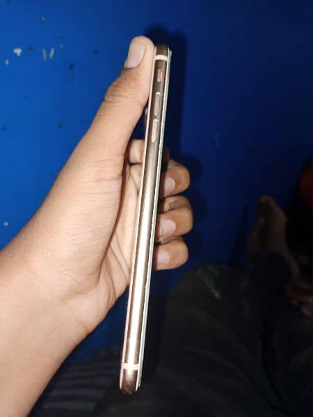 10 by 10 condition non pta 256 gb 4