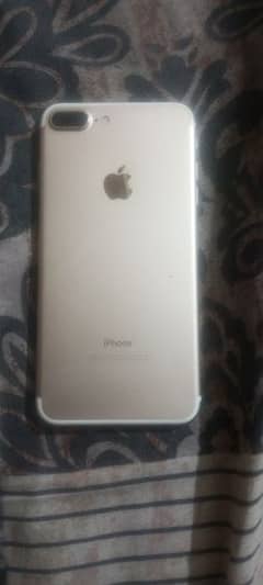 i phone 7plus 32 jb 10by9 all ok battry 100 0