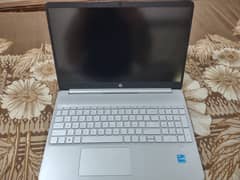 Hp 15-dy2035tg 15.6-inch - Core i3-1125G4 - 8 GB - SSD 256 GB