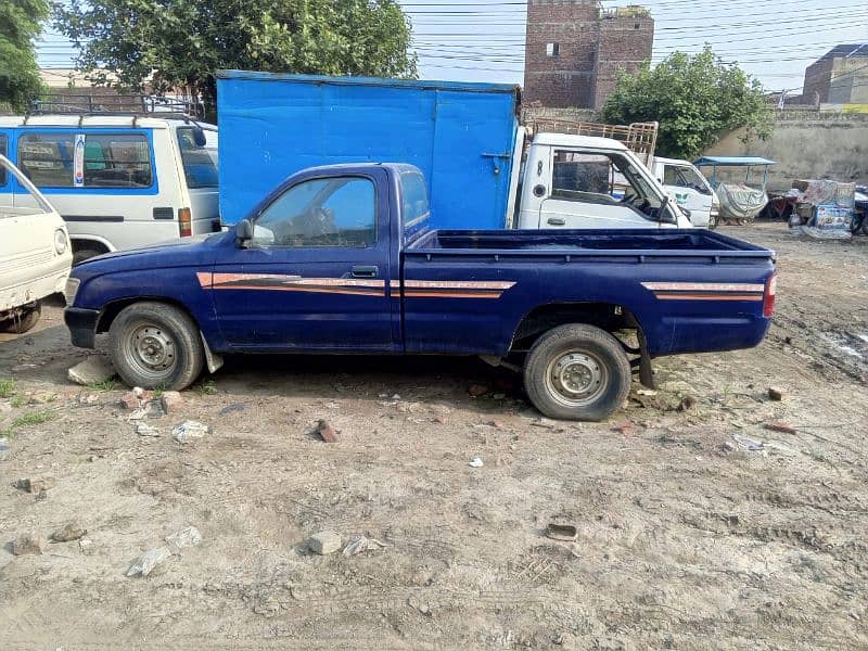 Toyota pick up 8