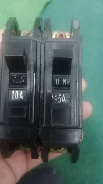 AC circuit breakers (Japan) 2