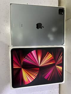 ipad pro M1 128 GB with complete box  My WhatsApp  0326=690=49=46