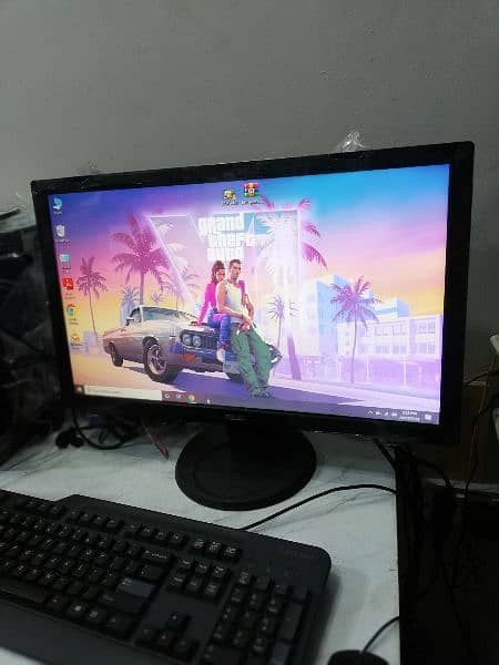 22" & 24" LCD/LED Monitors in A+ Fresh Condition (UAE Import Stock) 8