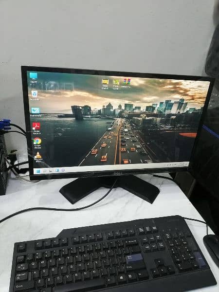 22" & 24" LCD/LED Monitors in A+ Fresh Condition (UAE Import Stock) 10