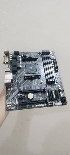 B450M Motherboard 0