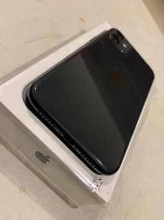 iPhone 11 | 128 GB | Black