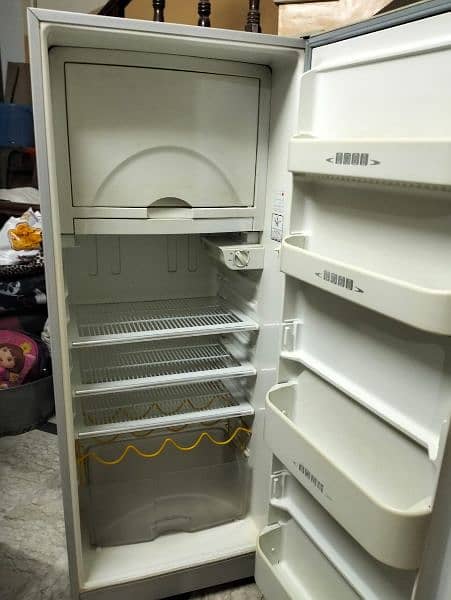 frige for sale 0