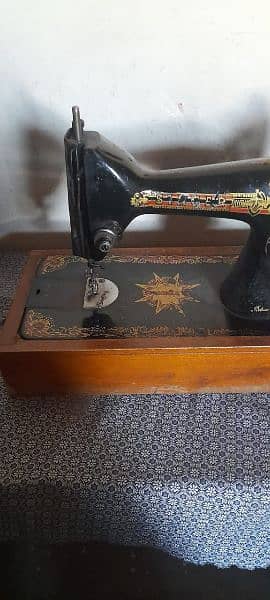 Singer sewing machine 1