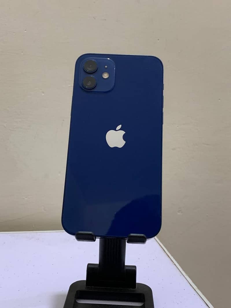 iPhone 12 - JV - 64GB - Blue - 10/10 5