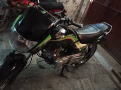 Honda Deluxe 125 ( 5 Gear) 0