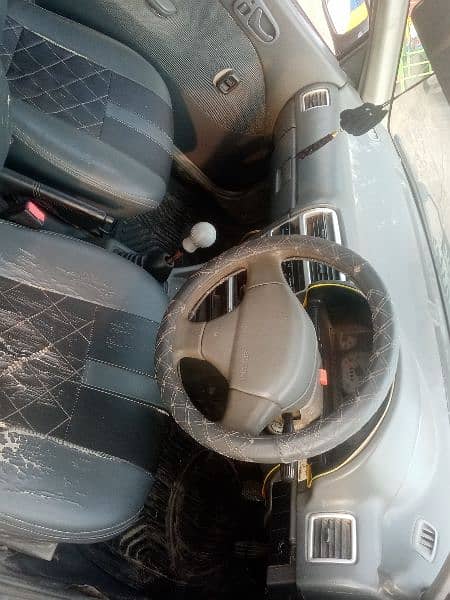 Suzuki Cultus VXL 2011 /12 power staring power windows no accident 4