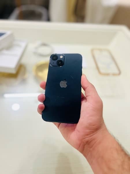 APPLE IPHONE 13 BRAND NEW CONDITION 14