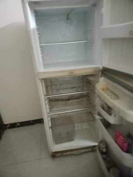 Orient Refrigerator 0