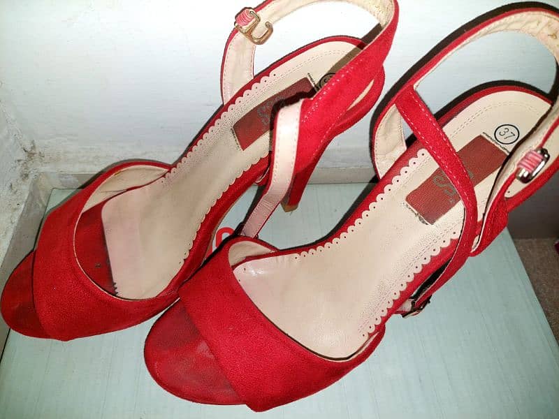 used and new heels best condition 5