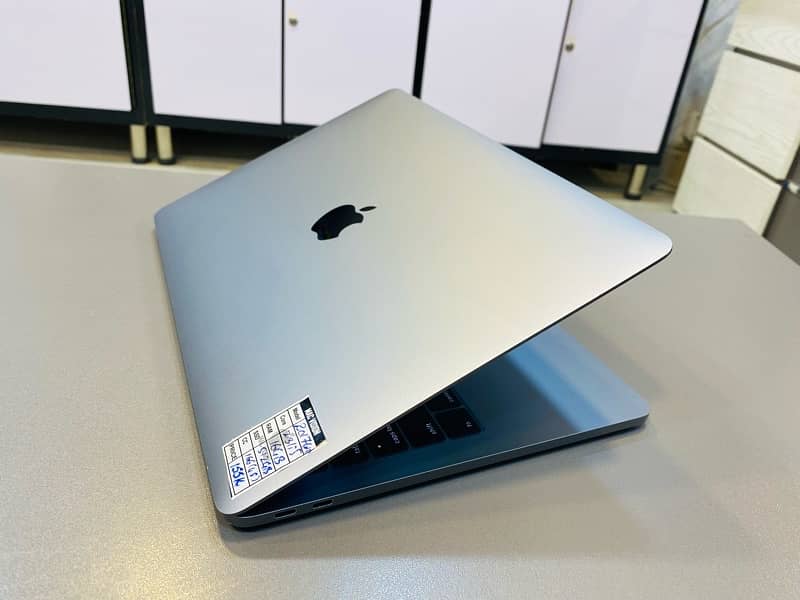 13” CTO-MacBook Pro 2017 i5/16/512 5