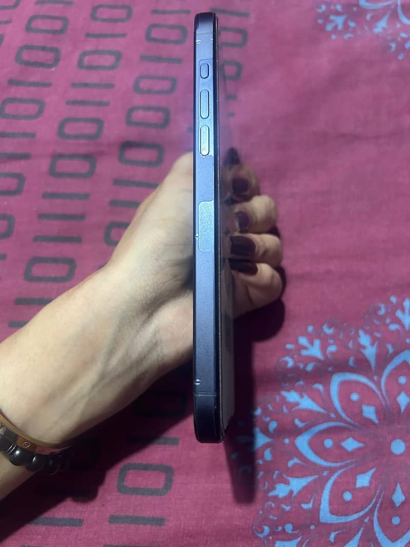 I phone 15 pro max | 256 GB | Titanium blue | 97 Battery health 5