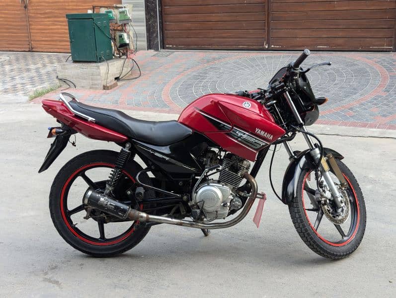 yamaha ybr 125cc 2015 red color 4