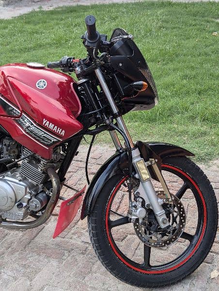 yamaha ybr 125cc 2015 red color 6