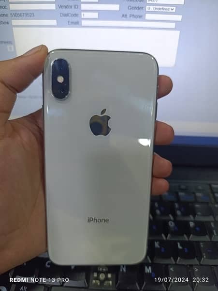 iPhone X non pta 64 gb girny ki waja se panel line a gi all genuine 0