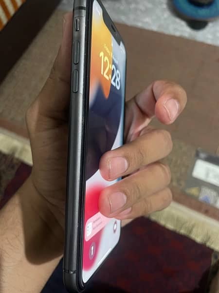 iphone 11, pta approved, dual physical sim slots 1