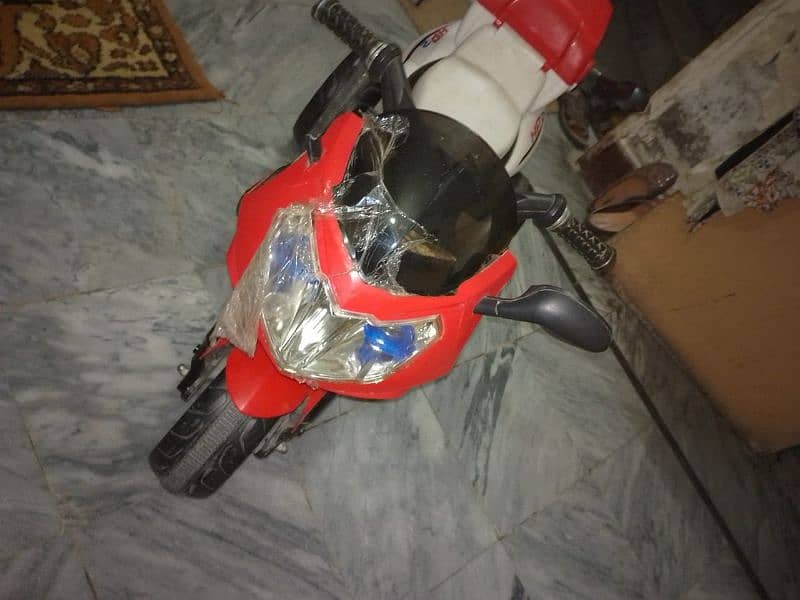 HP2 kids motorbike 0