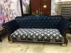 beautiful crown sofa 6 seater