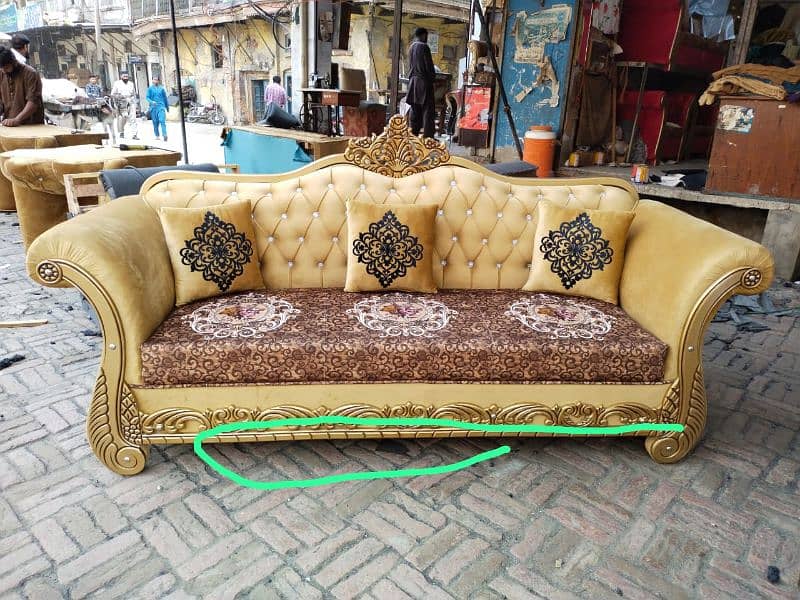 beautiful crown sofa 6 seater 3