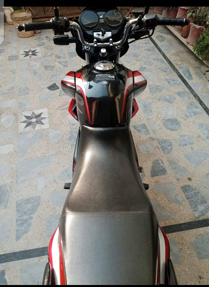 Honda CB 150F 2017 5