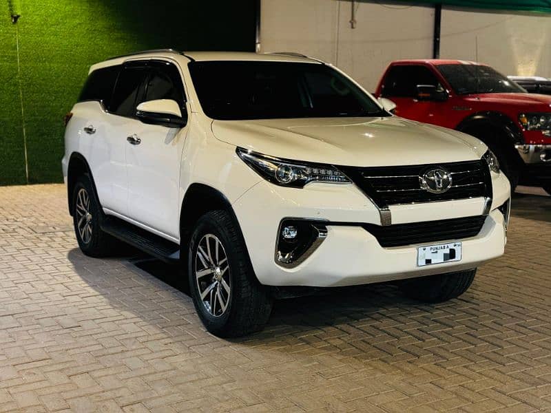 Toyota Fortuner G 2019 0