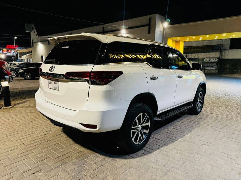 Toyota Fortuner G 2019 4