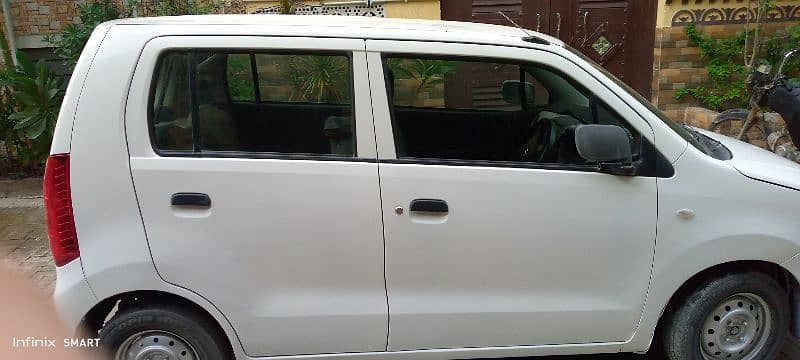 Suzuki Wagon R 2016 1