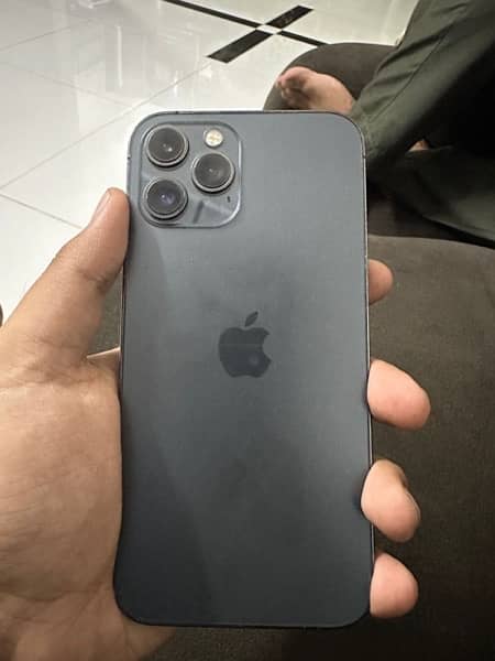 IPhone 12 pro max 0