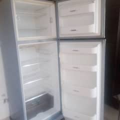 Dawlance fridge best condition 0