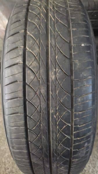 CAR TYRE  195/65R/15. 1