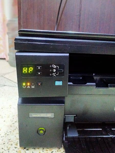 HP laserjet pro MFP 1132 lush condition 03114433818 2