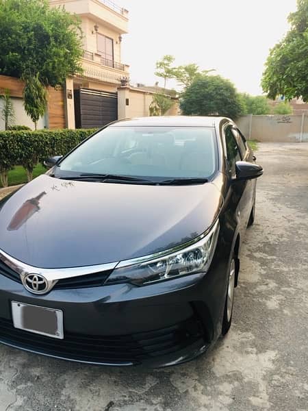 Toyota Corolla GLI 2017 Manual Islamabad number 3